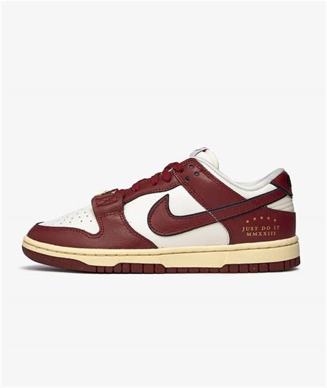 nike dunk low weinrot|Nike low top dunks.